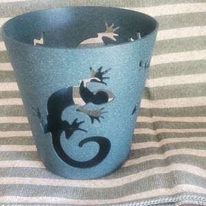 Decorative Green Gecko Metal Votive Candle Holder - Home Accents